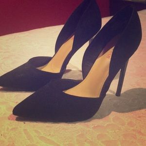 Size 10 Black Stiletto Pumps